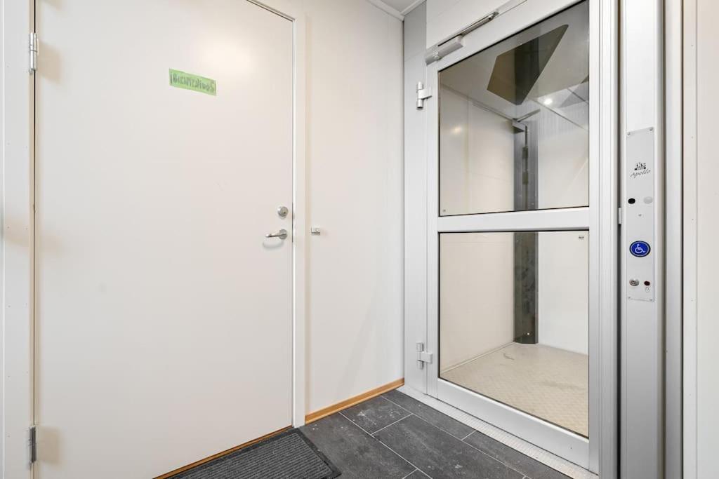 Apartment In Tromso, Parking Included *