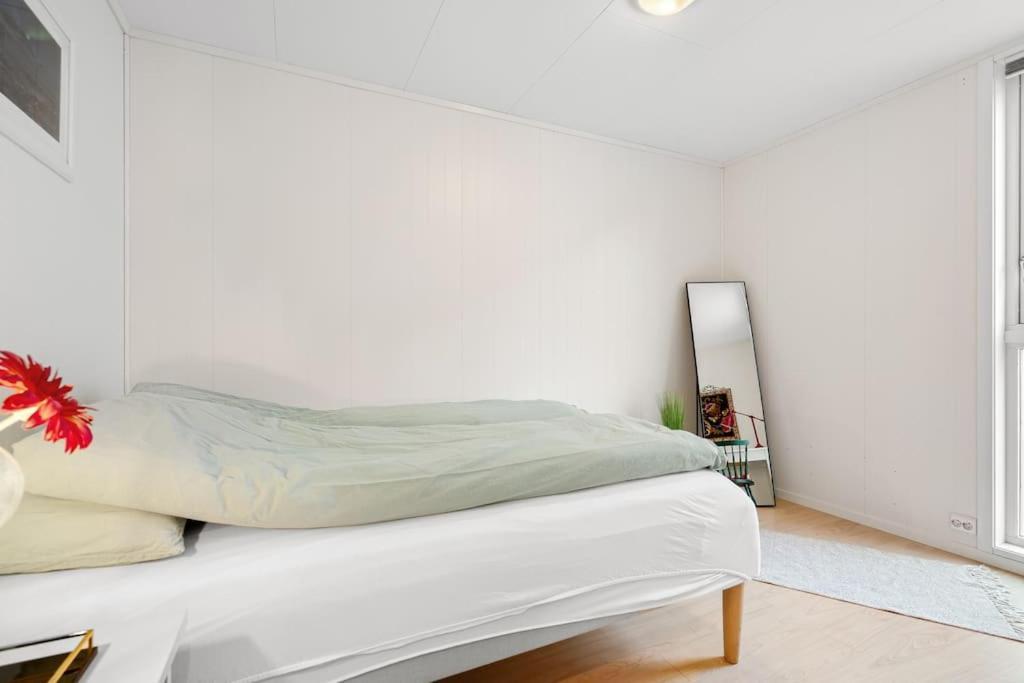 In Tromso, Parking Included Apartment