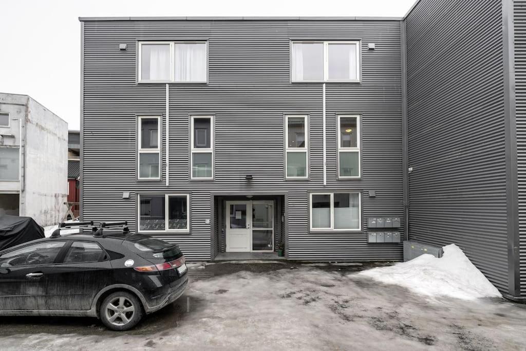 In Tromso, Parking Included Apartment Tromso